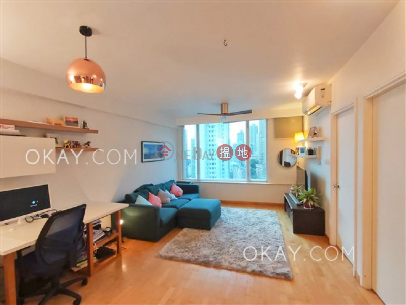 HK$ 45,000/ month | Glory Heights, Western District Charming 2 bedroom on high floor with harbour views | Rental