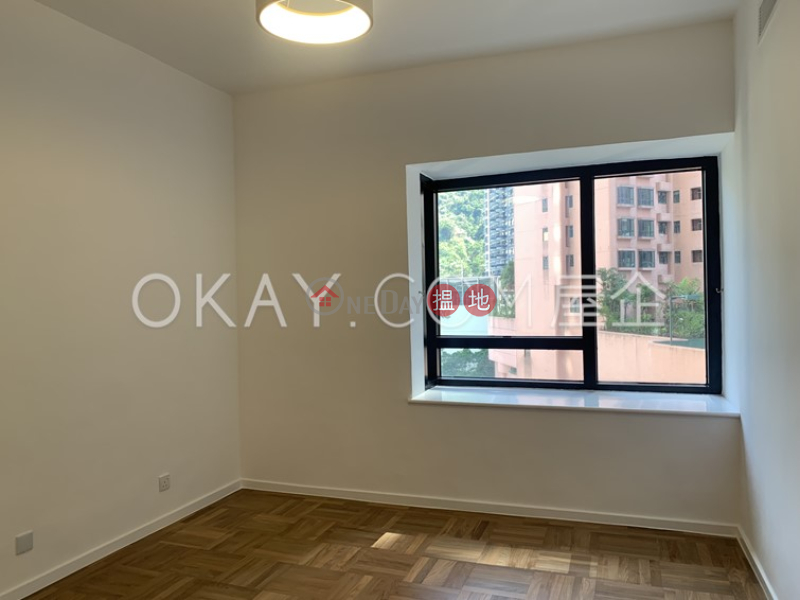 HK$ 127,300/ month, Queen\'s Garden Central District, Rare 3 bedroom with harbour views & parking | Rental