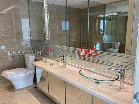 Gorgeous house with rooftop & balcony | For Sale | Phase 1 Regalia Bay 富豪海灣1期 _0