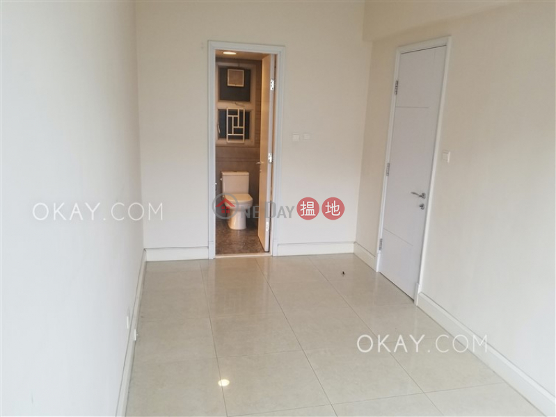 HK$ 12M | Festival City Phase 1 Tower 2, Sha Tin Gorgeous 3 bedroom with balcony | For Sale