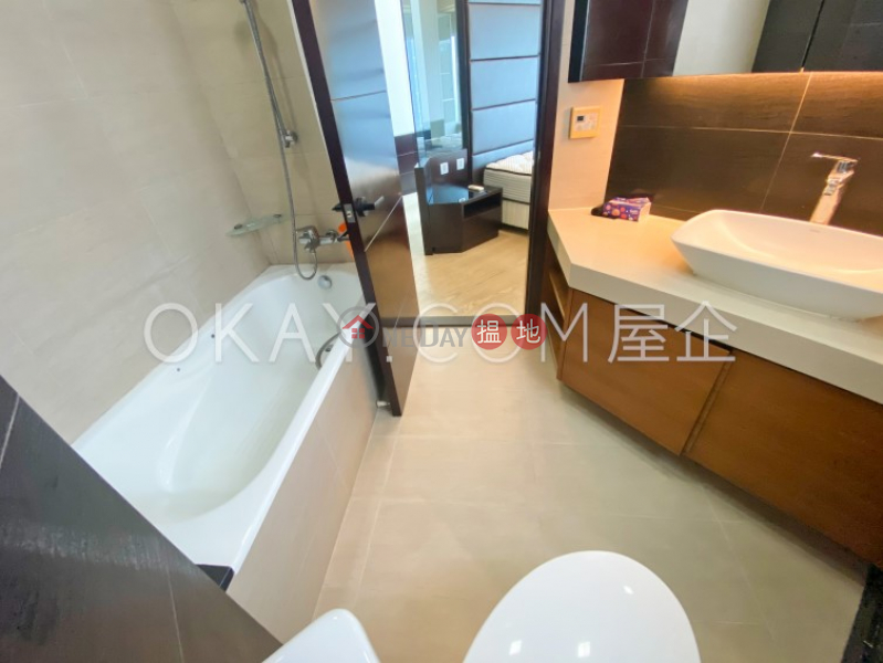 HK$ 45,000/ month Sorrento Phase 2 Block 2, Yau Tsim Mong | Stylish 2 bed on high floor with sea views & balcony | Rental