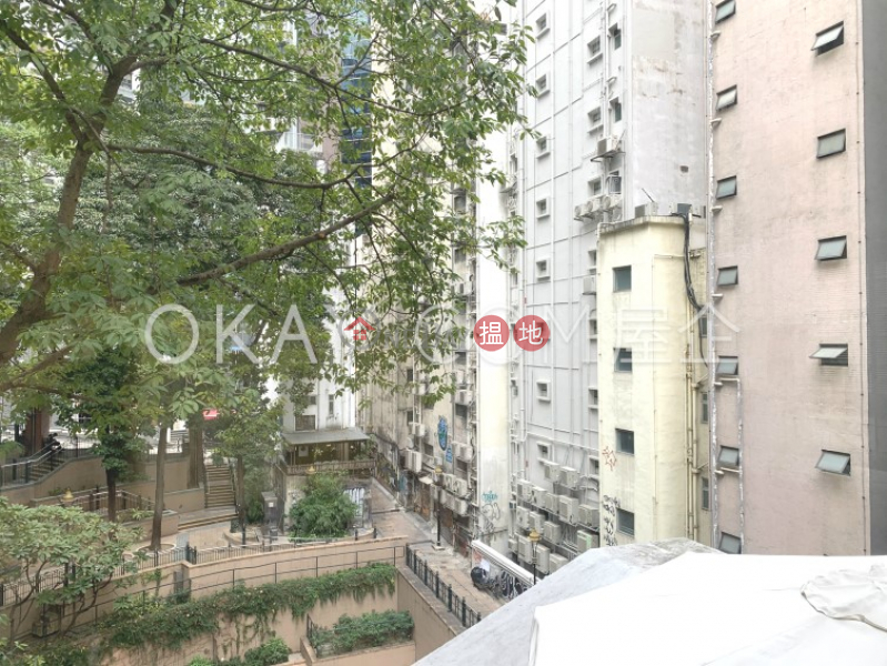 Popular studio with rooftop | Rental, 14-15 Wo On Lane 和安里14-15號 Rental Listings | Central District (OKAY-R77087)