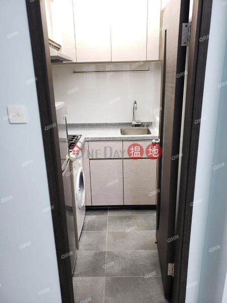 HK$ 20,000/ month | Floral Tower | Western District | Floral Tower | 2 bedroom Low Floor Flat for Rent