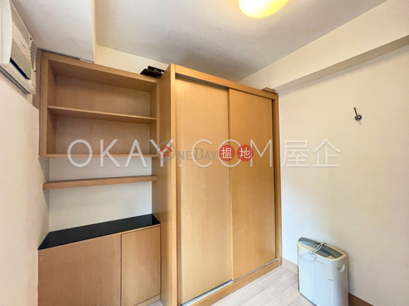 HK$ 26,000/ month Gartside Building, Wong Tai Sin District Tasteful 2 bedroom in Mid-levels West | Rental