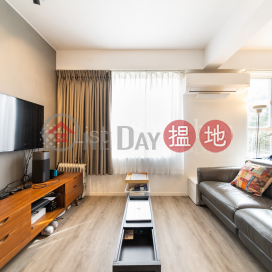 Property for Sale at Gold Ning Mansion with 2 Bedrooms