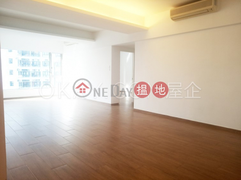 Nicely kept 3 bedroom with parking | Rental | Harmony Court 融園 _0
