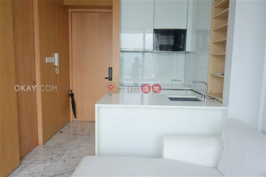 Charming 1 bed on high floor with harbour views | Rental | The Gloucester 尚匯 Rental Listings