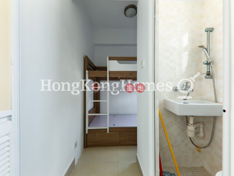 Property Search Hong Kong | OneDay | Residential | Rental Listings | 3 Bedroom Family Unit for Rent at Happy Villa