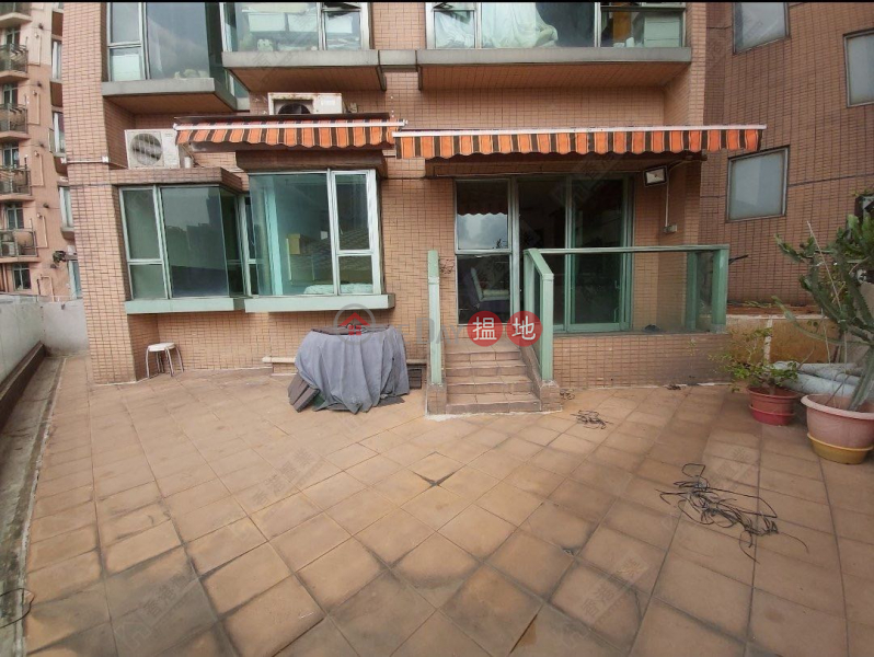 Two-bedroom unit with a large terrace (724 sq. ft.) at The Victoria Towers | Tower 1 The Victoria Towers 港景峯1座 Sales Listings