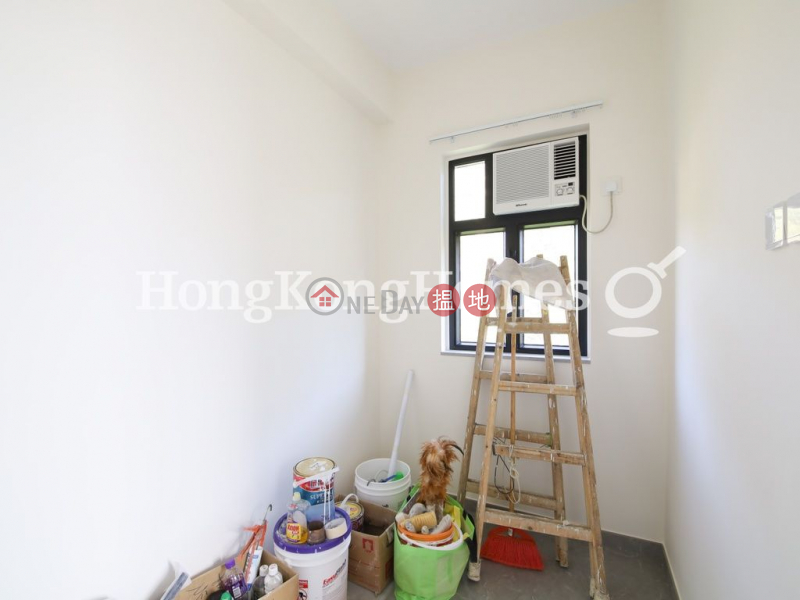 3 Bedroom Family Unit for Rent at Grand Garden | Grand Garden 華景園 Rental Listings