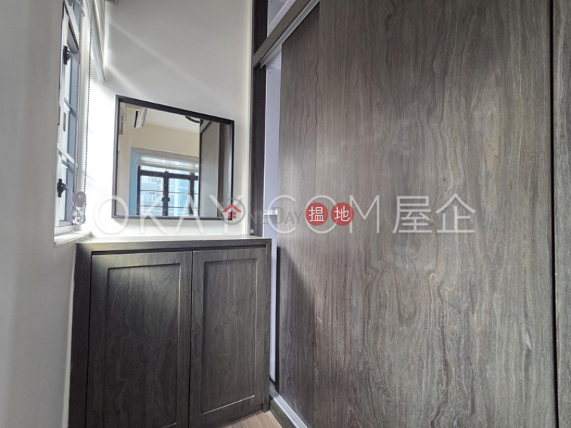 Lovely 1 bedroom in Sai Ying Pun | Rental | General Building 正豐大廈 Rental Listings