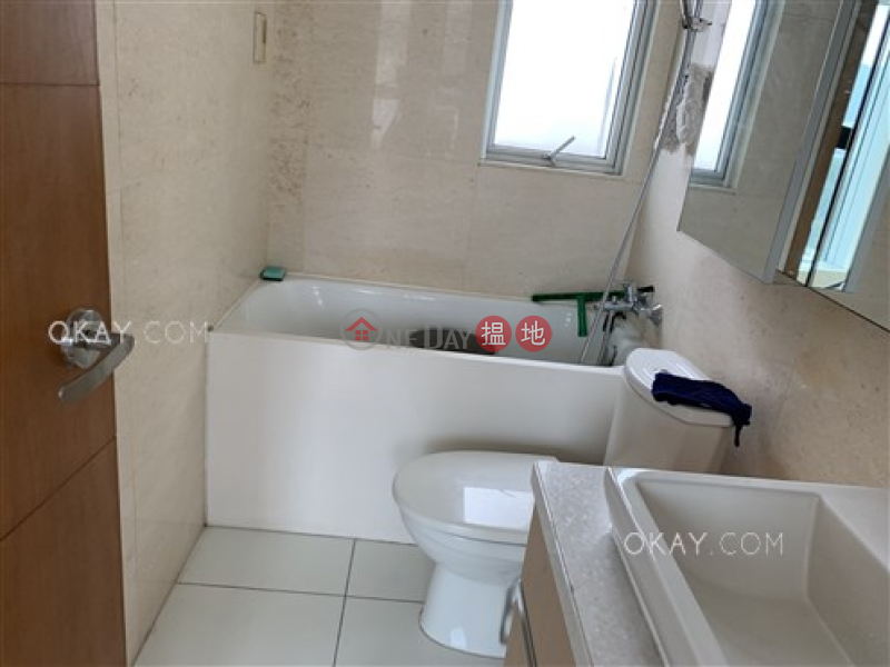Unique 3 bedroom on high floor with rooftop & balcony | Rental, 123 Prince Edward Road West | Yau Tsim Mong, Hong Kong, Rental, HK$ 32,000/ month
