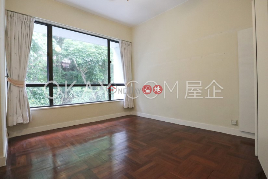 HK$ 110,000/ month Burnside Estate, Southern District | Efficient 3 bedroom with rooftop, terrace | Rental