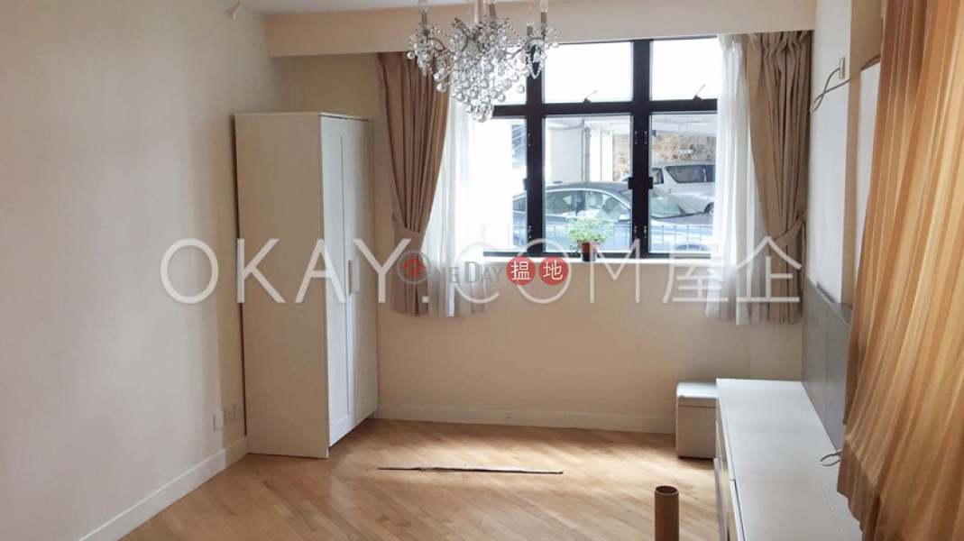 Tasteful 2 bedroom in Pokfulam | For Sale | CNT Bisney 美琳園 Sales Listings
