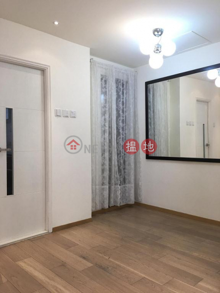 Flat for Rent in Yau Tak Building, Wan Chai, 167-169 Lockhart Road | Wan Chai District, Hong Kong Rental | HK$ 22,000/ month