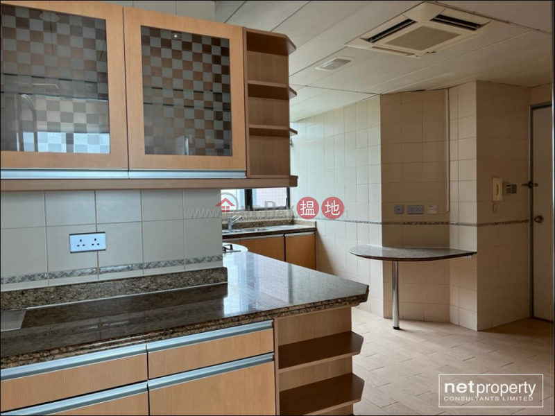 Property Search Hong Kong | OneDay | Residential Rental Listings Spacious Seaview Apartment in Fairlane Tower