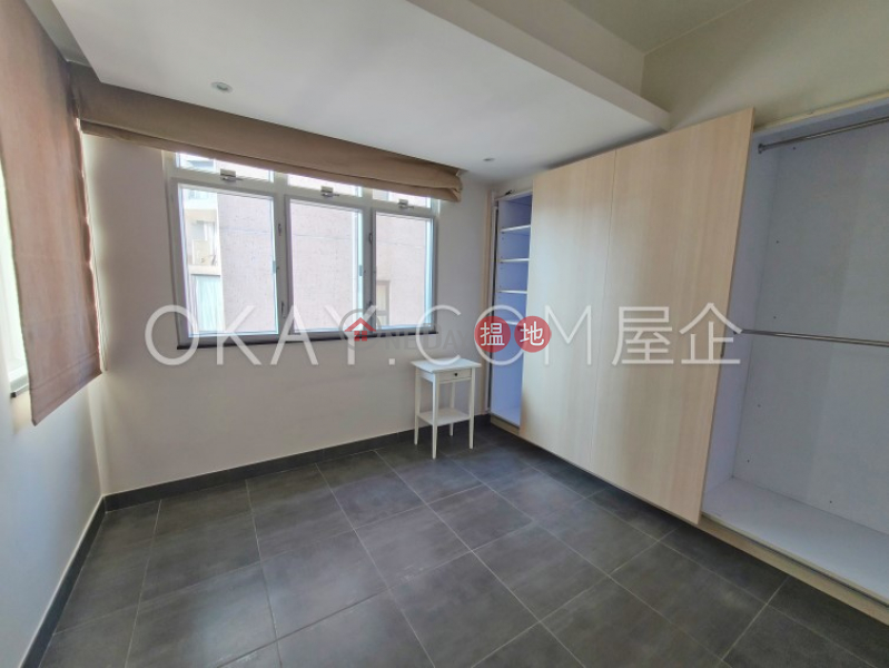 HK$ 16M, Village Tower Wan Chai District, Stylish 3 bedroom on high floor with balcony & parking | For Sale