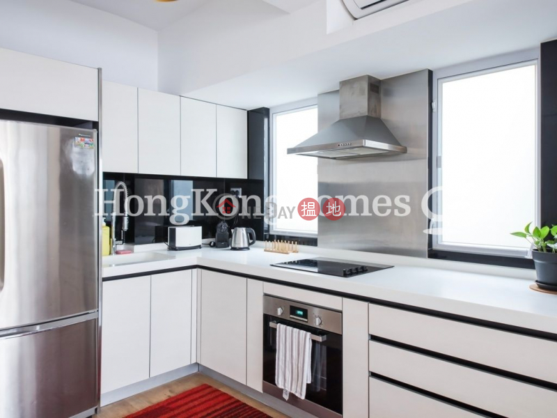 Property Search Hong Kong | OneDay | Residential | Rental Listings, Studio Unit for Rent at Tung Hing Building