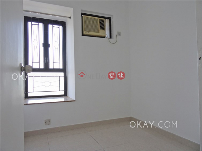 HK$ 26,000/ month, Yick Fung Garden Western District Charming 3 bedroom in Western District | Rental