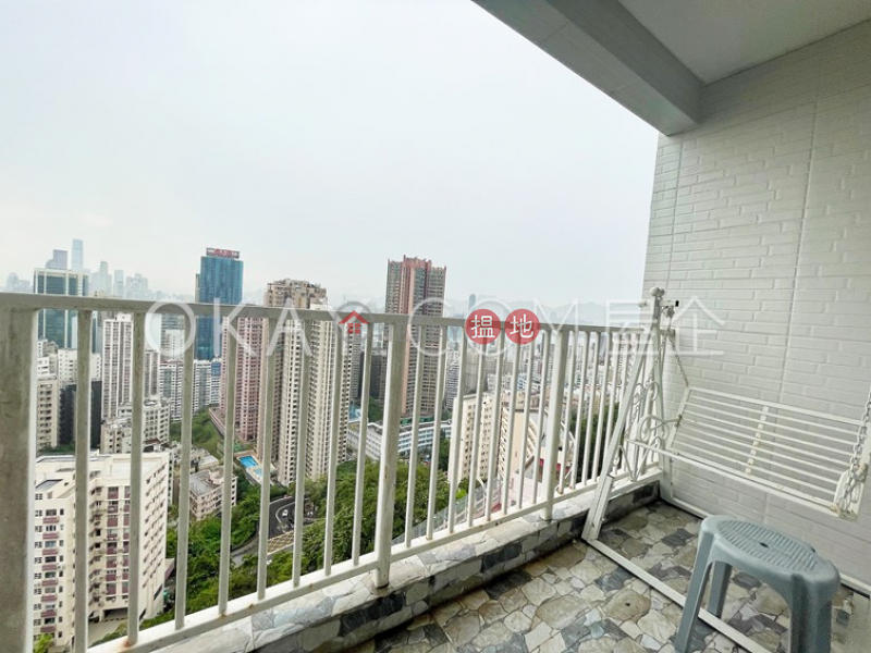 Nicely kept 3 bedroom with balcony & parking | Rental | Seaview Garden 海景台 Rental Listings