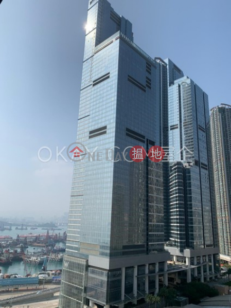 HK$ 48,000/ month The Harbourside Tower 3, Yau Tsim Mong Unique 3 bedroom with balcony | Rental