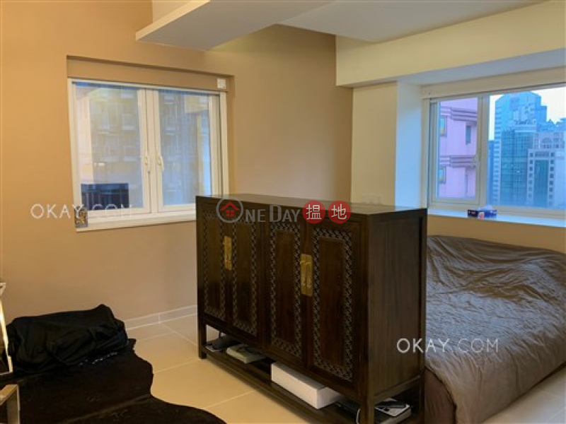 Intimate studio on high floor with rooftop | Rental | Silvervale Mansion 兆威閣 Rental Listings