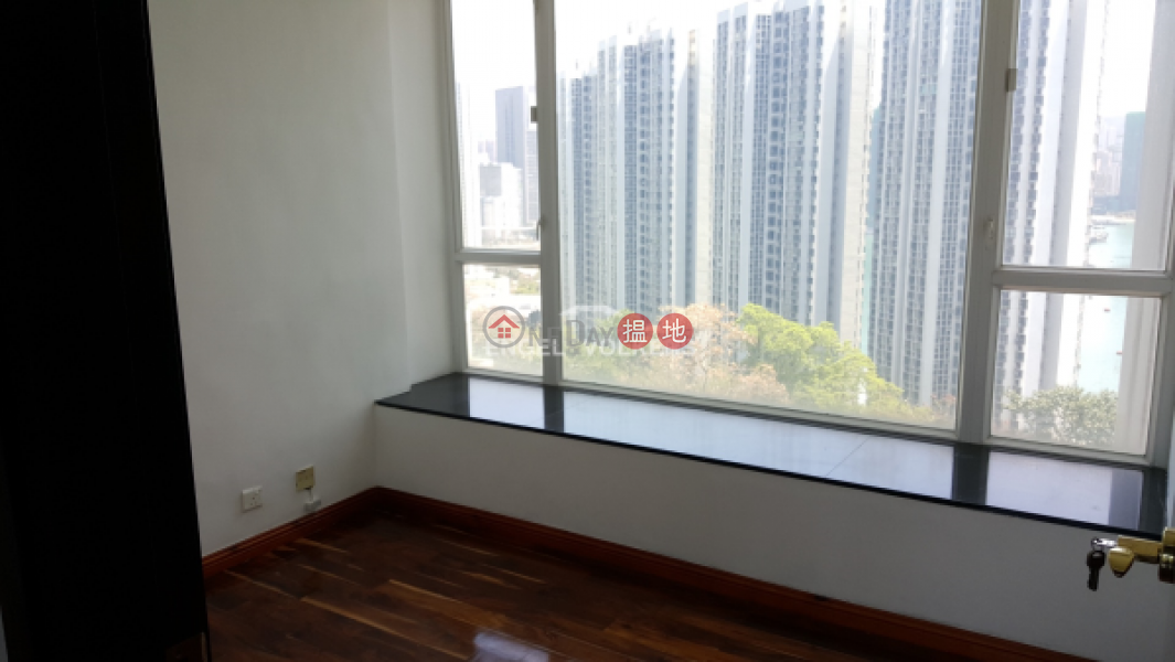 HK$ 33,500/ month, One Kowloon Peak Tsuen Wan 4 Bedroom Luxury Flat for Rent in Yau Kam Tau