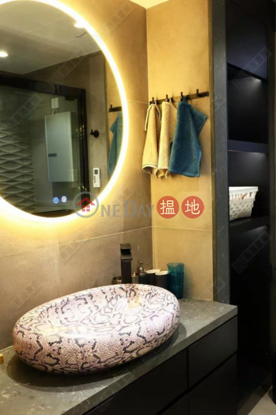 Property Search Hong Kong | OneDay | Residential, Sales Listings, Three bedrooms, one apartment, multi-purpose in The Waterfront