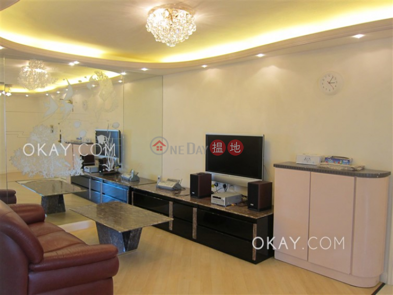 Stylish 3 bedroom with sea views | Rental | (T-56) Hoi Tien Mansion Horizon Gardens Taikoo Shing 海天閣 (56座) Rental Listings