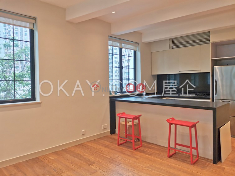 Property Search Hong Kong | OneDay | Residential | Rental Listings | Elegant 1 bedroom in Sheung Wan | Rental