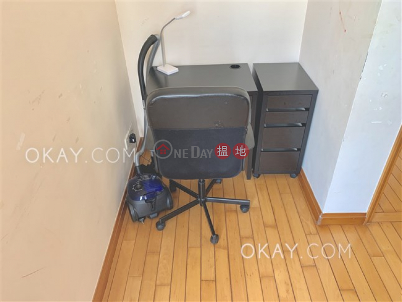 Property Search Hong Kong | OneDay | Residential, Rental Listings | Lovely 3 bedroom in Kowloon Station | Rental