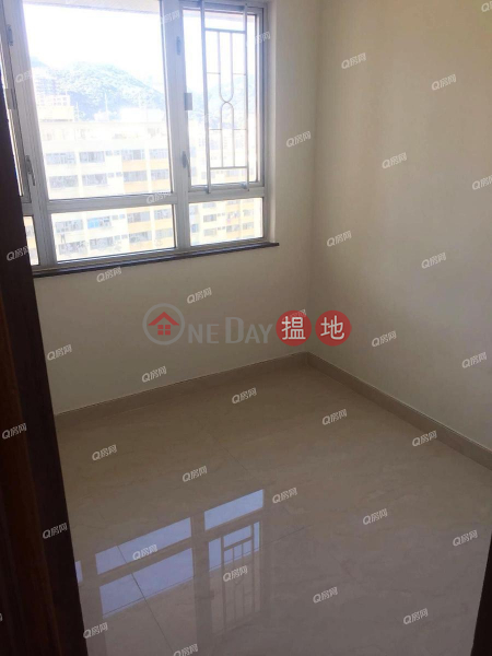 Property Search Hong Kong | OneDay | Residential, Sales Listings | South Horizons Phase 4, Wai King Court Block 30 | 2 bedroom High Floor Flat for Sale
