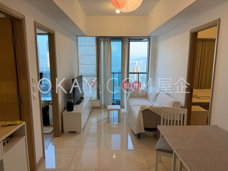 Unique 2 bedroom on high floor with sea views & terrace | Rental | King\'s Hill 眀徳山 Rental Listings