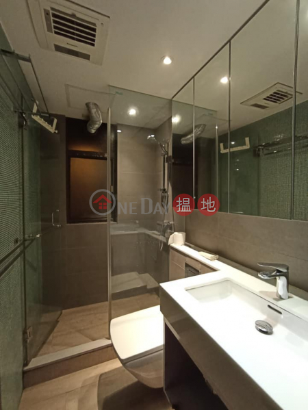 nice renovated, convenient location 43-47 Third Street | Western District, Hong Kong | Sales HK$ 8.2M