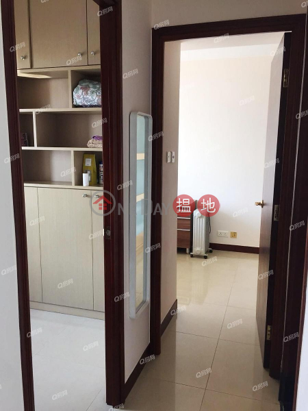 HK$ 33,000/ month, The Merton | Western District The Merton | 2 bedroom Mid Floor Flat for Rent