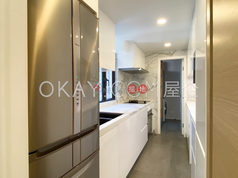 HK$ 70,000/ month Yukon Heights Wan Chai District, Exquisite 3 bed on high floor with rooftop & balcony | Rental