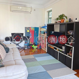 Unique 3 bedroom in Wan Chai | Rental, Royal Court 皇朝閣 | Wan Chai District (OKAY-R54610)_0