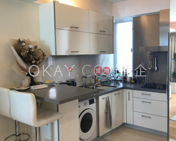 Charming 2 bedroom in Mid-levels West | For Sale | Nikken Heights 日景閣 Sales Listings