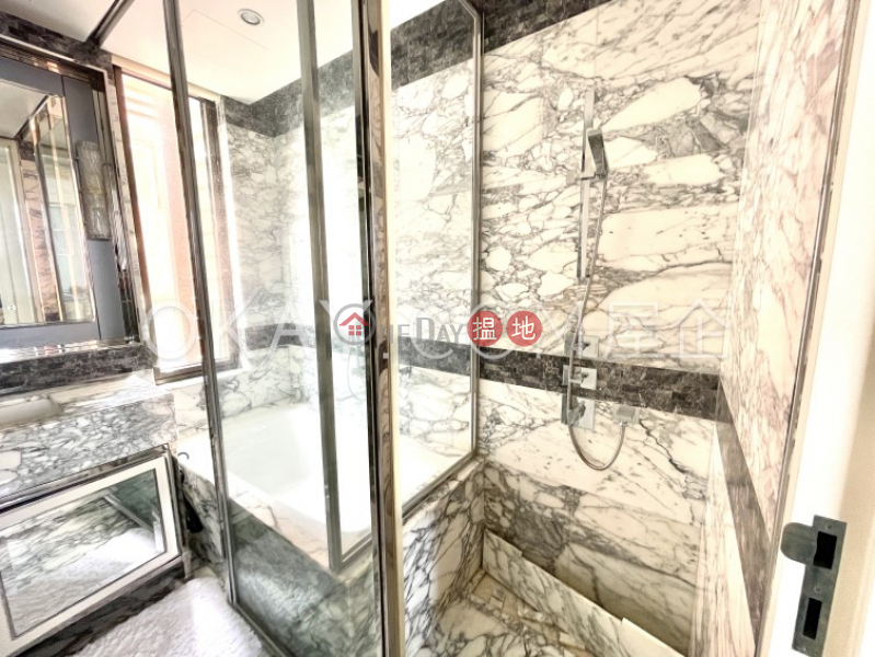 HK$ 15M, The Pierre, Central District | Tasteful 1 bedroom on high floor with balcony | For Sale