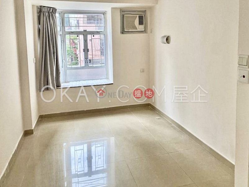 Unique 3 bedroom with balcony & parking | For Sale | Echo Peak Tower 寶峰閣 Sales Listings