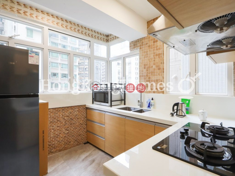 3 Bedroom Family Unit for Rent at Carlos Court 64 Robinson Road | Western District, Hong Kong, Rental | HK$ 26,000/ month