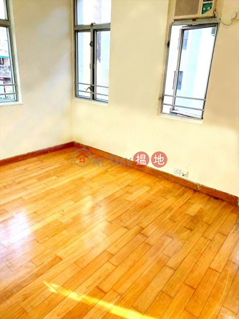 Flat for Rent in St Francis Mansion, Wan Chai | St Francis Mansion 聖佛蘭士大廈 _0