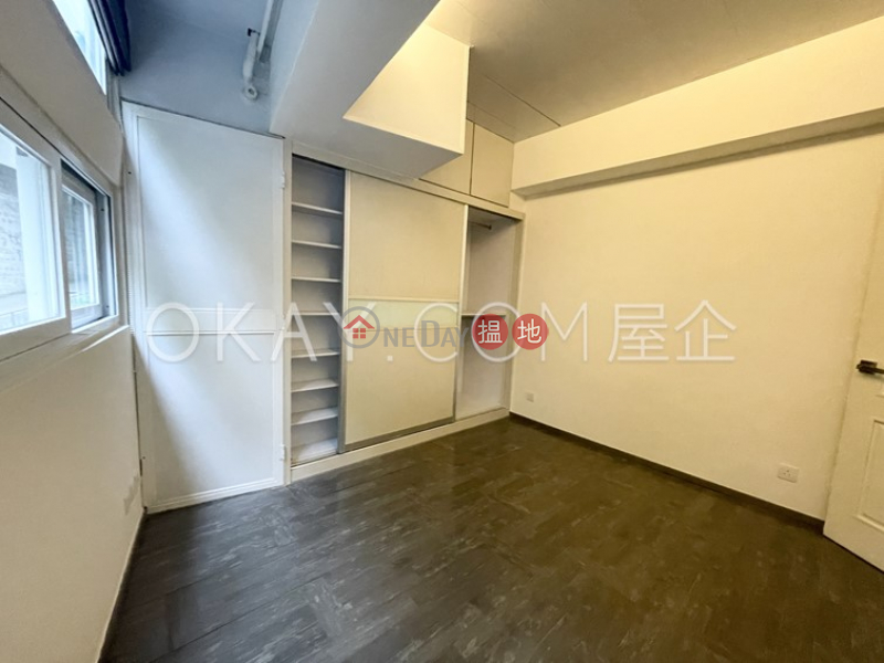 Nicely kept 2 bedroom with parking | Rental | Ivory Court 華麗閣 Rental Listings