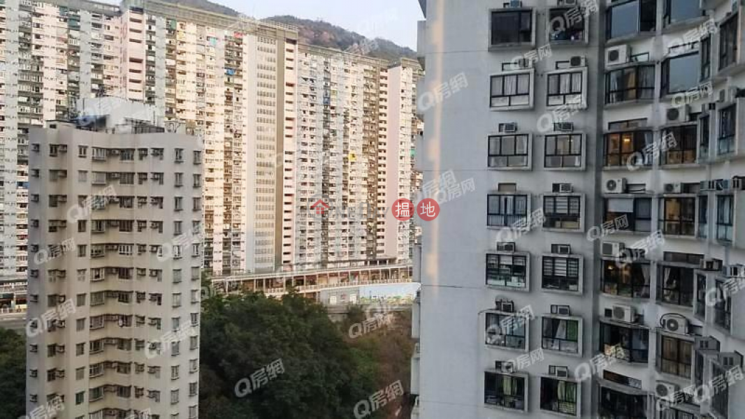 HK$ 32,000/ month Illumination Terrace Wan Chai District | Illumination Terrace | 3 bedroom Mid Floor Flat for Rent
