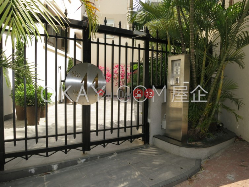 Luxurious 3 bedroom with parking | Rental | Honour Garden 安荔苑 Rental Listings