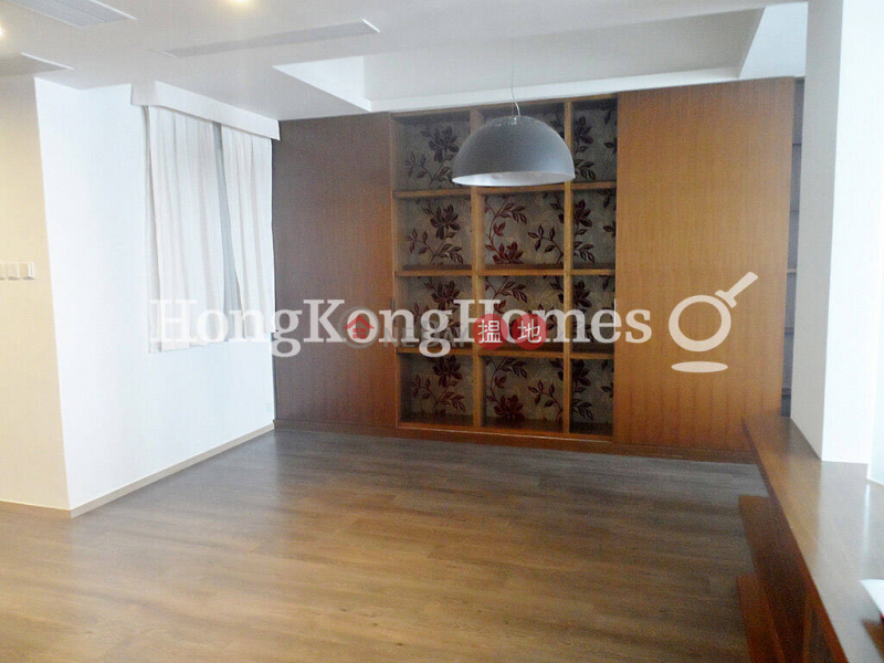 2 Bedroom Unit for Rent at Block 16-18 Baguio Villa, President Tower 550-555 Victoria Road | Western District | Hong Kong, Rental HK$ 60,000/ month