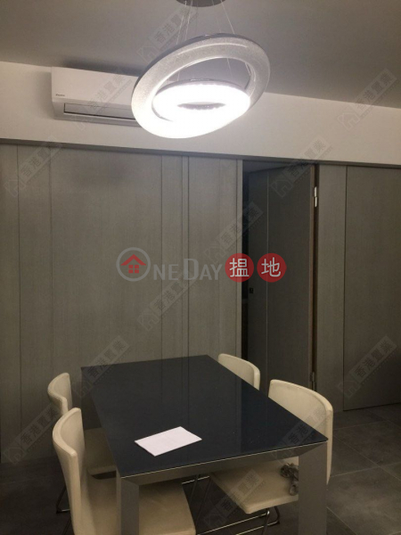 Three bedrooms, one apartment, multi-purpose in The Waterfront 1 Austin Road West | Yau Tsim Mong | Hong Kong | Sales | HK$ 31.98M