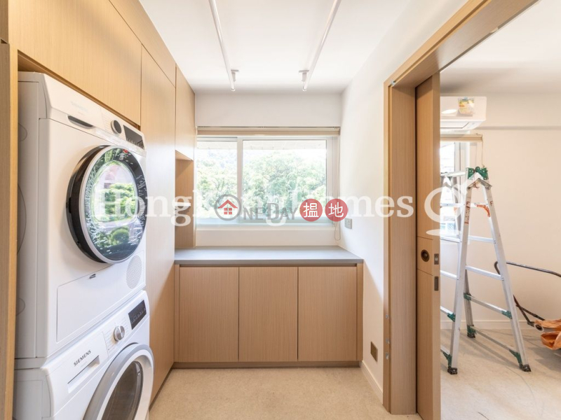 3 Bedroom Family Unit for Rent at Craigmount | Craigmount 紀園 Rental Listings