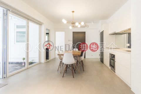 Nicely kept 3 bedroom with terrace & parking | For Sale | Grand Court 嘉蘭閣 _0