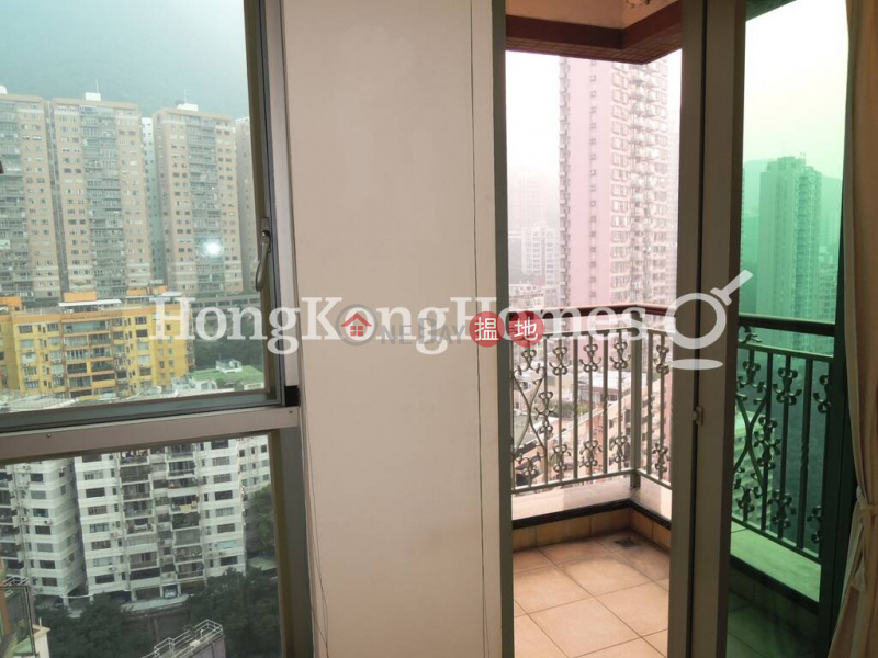 2 Bedroom Unit for Rent at 2 Park Road, 2 Park Road | Western District | Hong Kong Rental, HK$ 32,000/ month